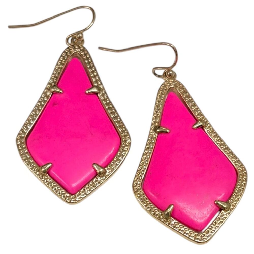 Kendra Scott Alex Drop Earrings Gold Tone Magenta Hot Pink Magnesite Retired